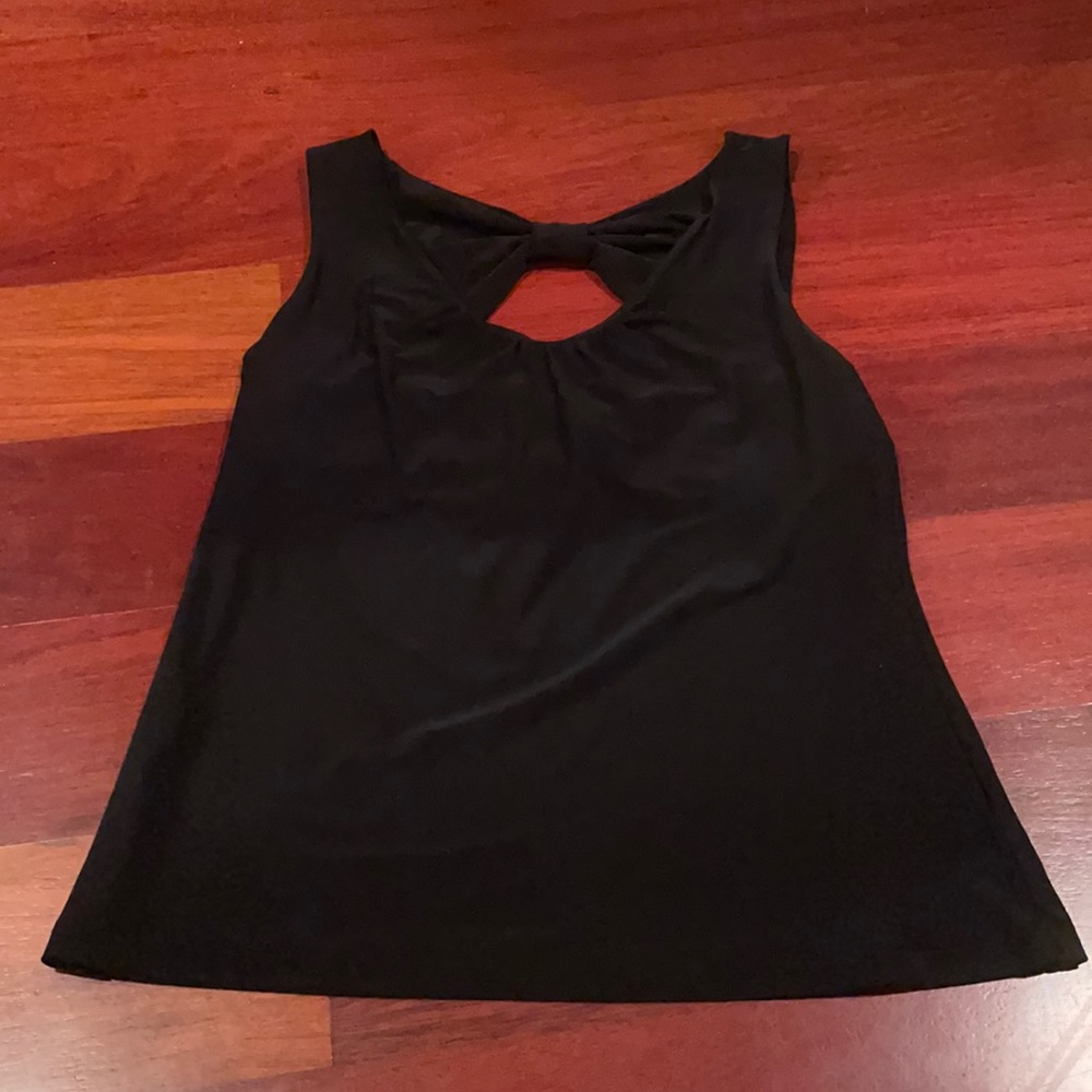 White house black market top
